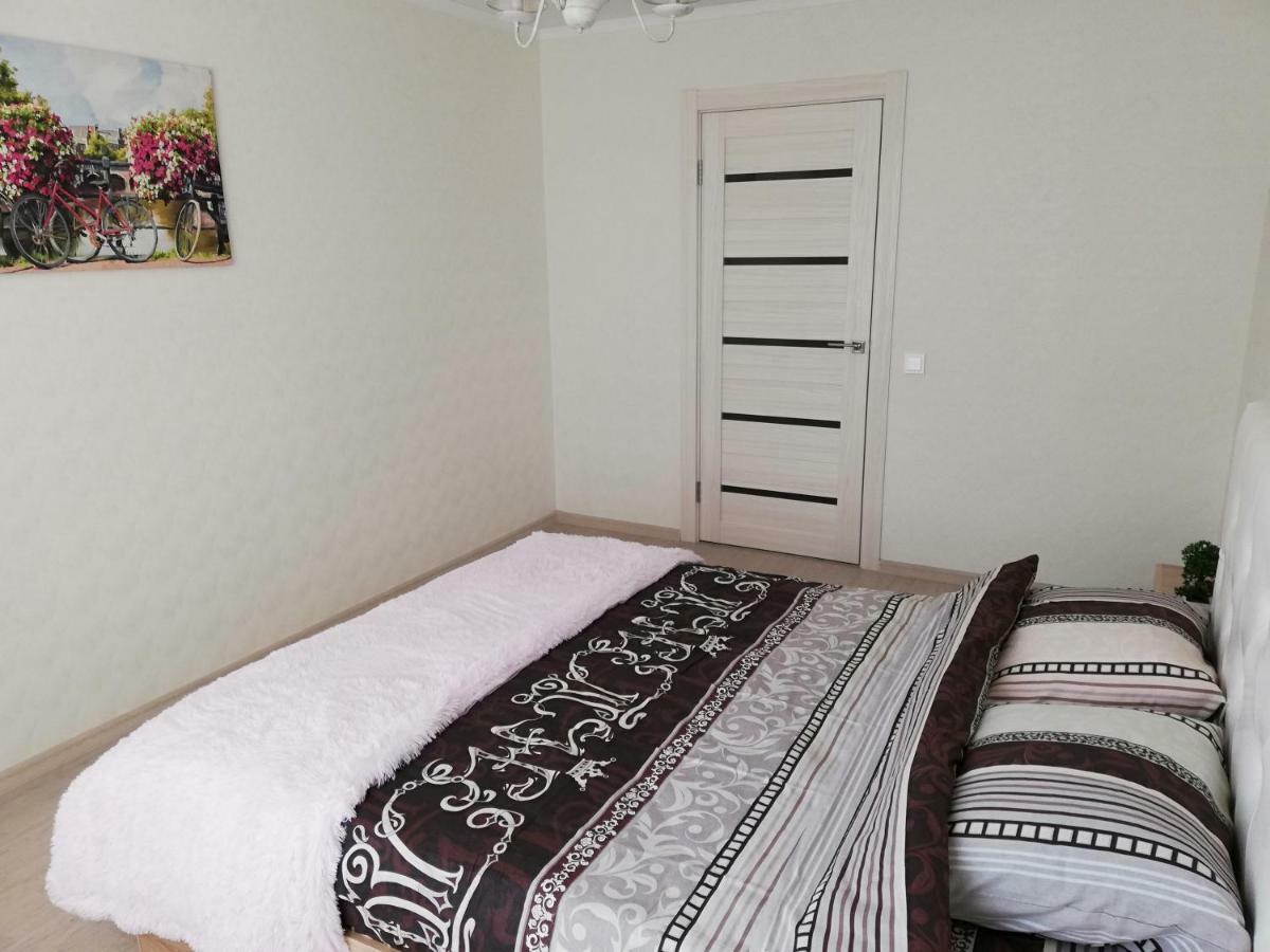 Helena Apartments On Mira 61 โมกีลอฟ ภายนอก รูปภาพ